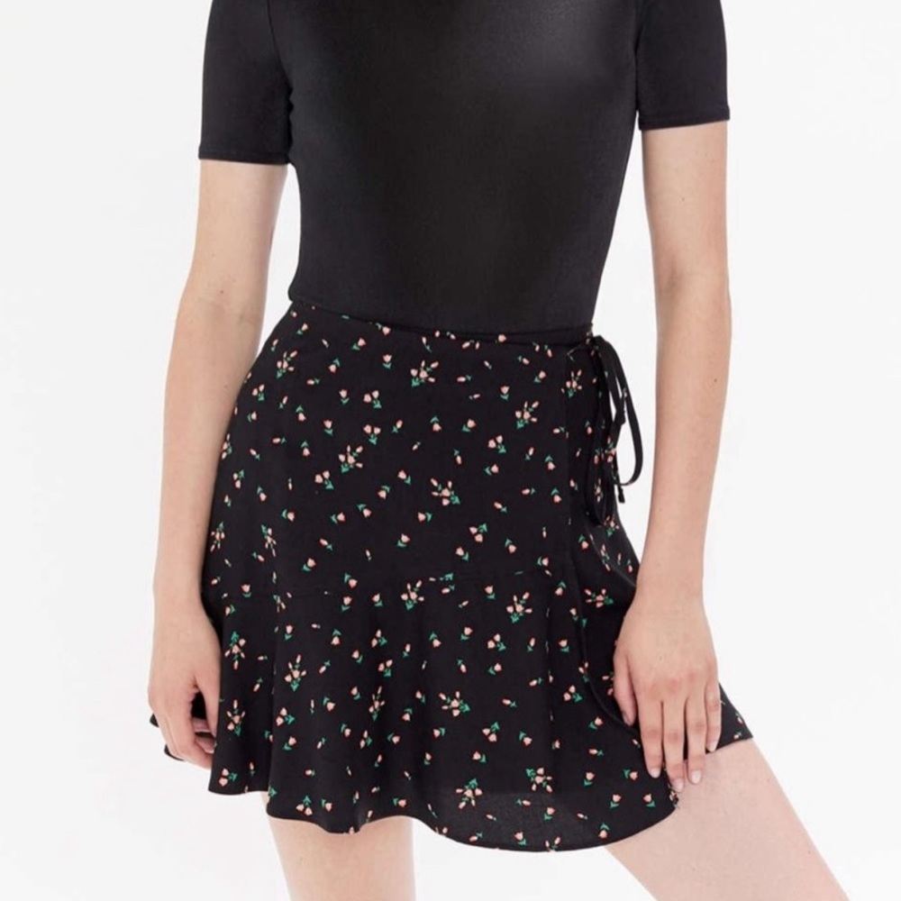 Urban Outfitters UO Floral Wrap Tie Skirt